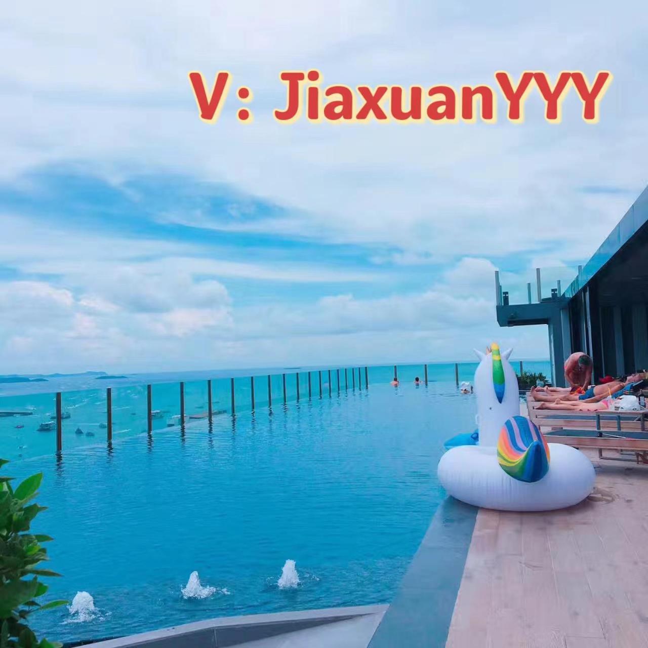 The Base Apartment Pattaya Exterior photo